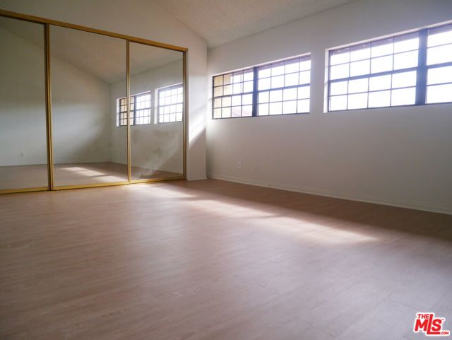10827 MARIETTA Avenue, Culver City CA: https://media.crmls.org/mediaz/d7769ff7-1928-47c3-8167-6ffd4a222329.jpg