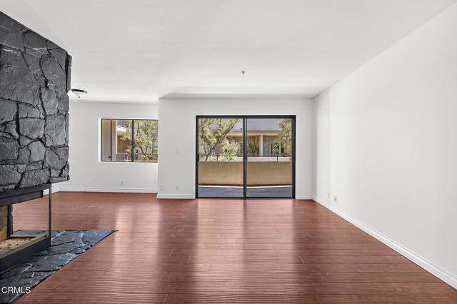 Detail Gallery Image 13 of 28 For 1000 E California Bld #204,  Pasadena,  CA 91106 - 2 Beds | 2/1 Baths