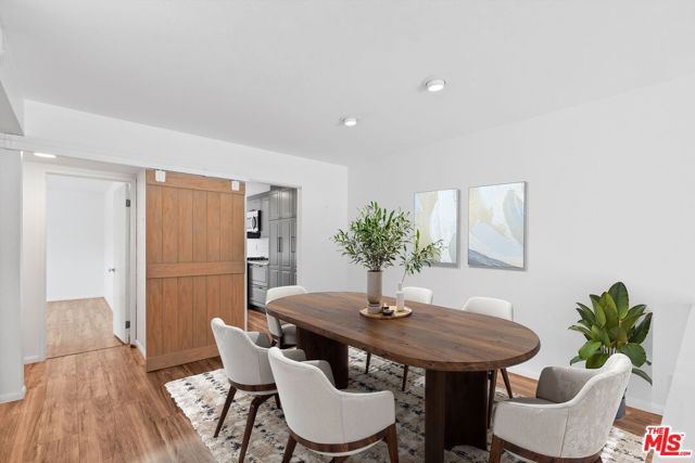 17114 Palisades Circle, Pacific Palisades CA: https://media.crmls.org/mediaz/d77817e9-c188-442c-a044-48993fbf9b5e.jpg