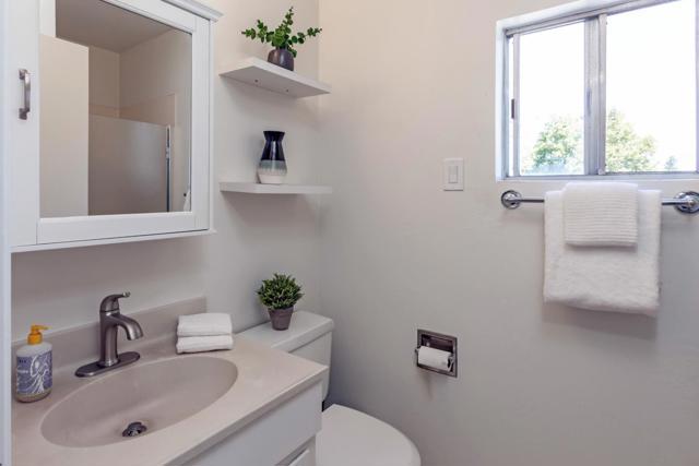 1513 Meadow Lane, Mountain View CA: https://media.crmls.org/mediaz/d7781998-7c1c-4509-af87-c0e9581da137.jpg