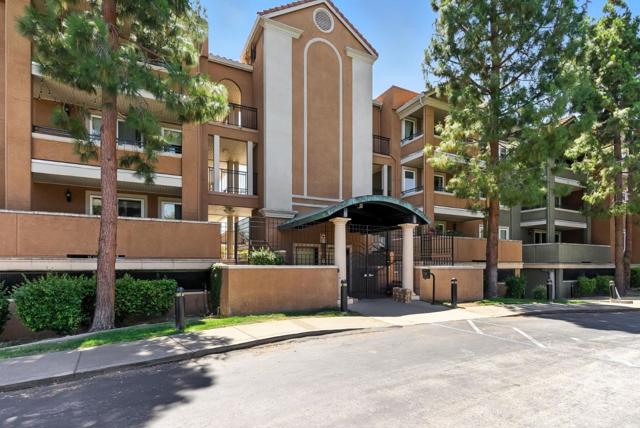 401 S Norfolk Street, San Mateo CA: https://media.crmls.org/mediaz/d7785d4a-6ac6-4998-a9b4-8b2440e22858.jpg