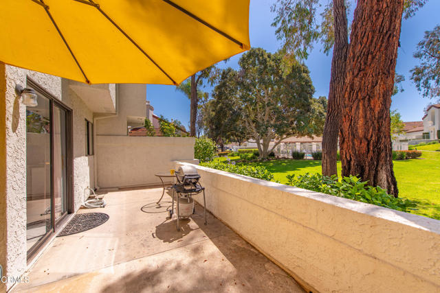 1404 Calle Lozano, Camarillo CA: https://media.crmls.org/mediaz/d778a42a-3a9d-4eb0-b631-ed463c2b13c7.jpg
