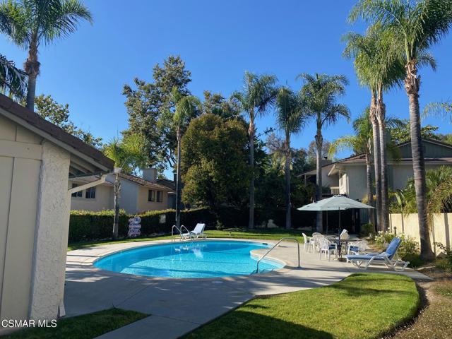 2619 Calle Hermosa, Thousand Oaks CA: https://media.crmls.org/mediaz/d77995b3-f9d7-4d15-9864-a8b85ff2abde.jpg