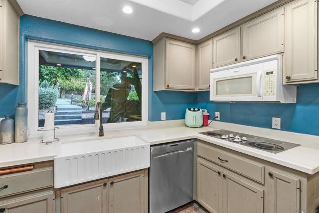 23459 Barona Mesa Rd, Ramona CA: https://media.crmls.org/mediaz/d77a053f-9c94-4820-b2a7-5d69638f5d8b.jpg