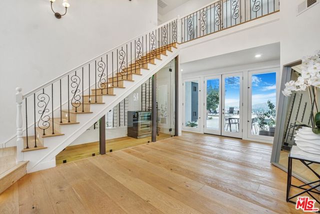 3485 Ridgeford Drive, Westlake Village CA: https://media.crmls.org/mediaz/d77a7841-cf64-4339-84c1-ba0c9d52a38f.jpg