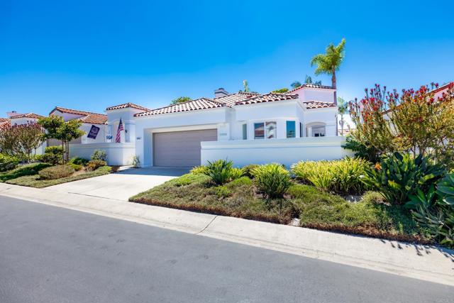 4963 Lamia way, Oceanside CA: https://media.crmls.org/mediaz/d77a87b0-1cf3-49ca-aa04-ddb9f8da8376.jpg