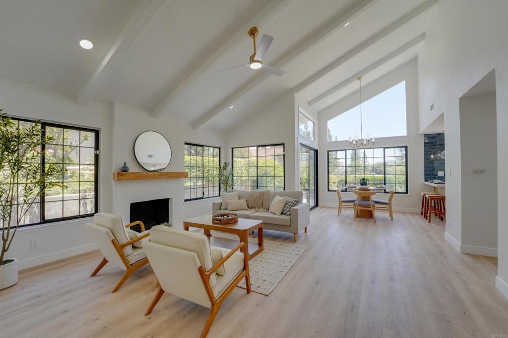 1022 La Casa Drive - photo 8