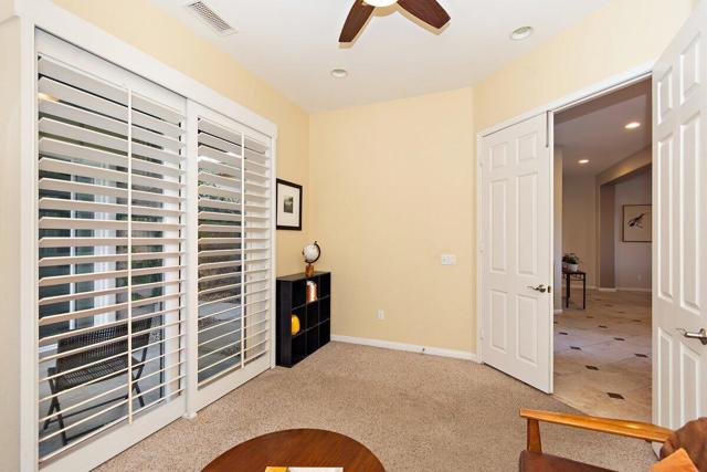 81196 Victoria Lane, La Quinta CA: https://media.crmls.org/mediaz/d77c705d-4613-42a2-bcae-162f7f400a4f.jpg
