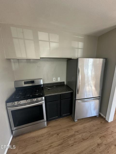 Detail Gallery Image 4 of 12 For 253 Leighton Dr, Ventura,  CA 93001 - 2 Beds | 1 Baths