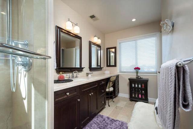 2044 Fairmont Drive, San Mateo CA: https://media.crmls.org/mediaz/d77d284c-3024-4dea-96ef-fd1c3a83571c.jpg