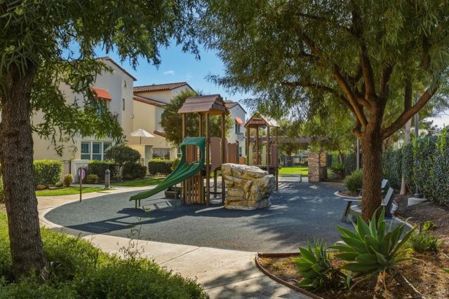 1634 Fairlead Avenue, Carlsbad CA: https://media.crmls.org/mediaz/d77d4005-fa1b-42b3-9a9d-d4894e4fdbcb.jpg