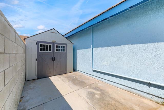 1548 Teton St Street, San Bernardino CA: https://media.crmls.org/mediaz/d77e238f-556e-4c0a-8441-82dbefe07092.jpg