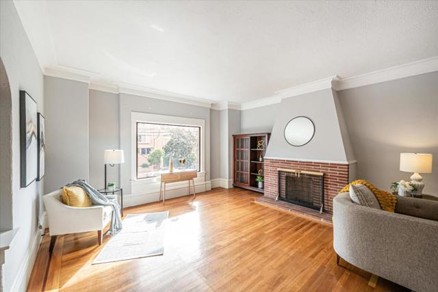 Image 4 of 43 For 371 16th Avenue