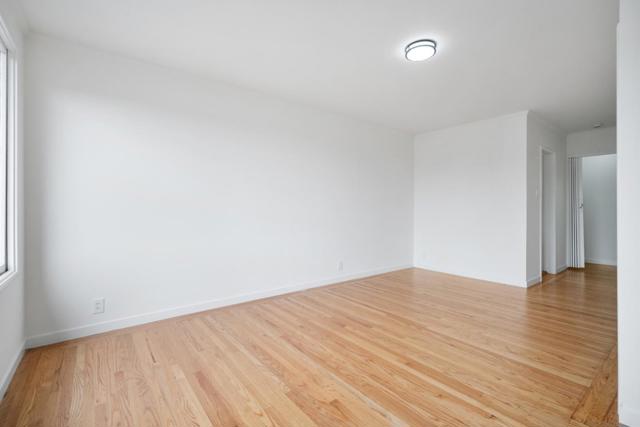 58 N Mayfair Avenue, Daly City CA: https://media.crmls.org/mediaz/d77f33b8-ad02-4270-ba48-28dd326c2e1c.jpg