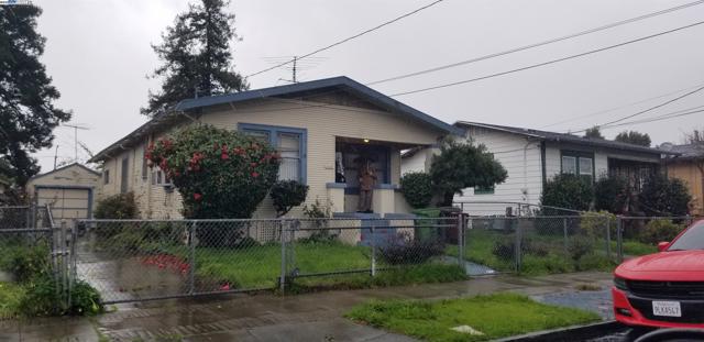 6939 Fresno St, Oakland CA: https://media.crmls.org/mediaz/d77f4245-98ef-4fc1-8f0e-d2359b917794.jpg