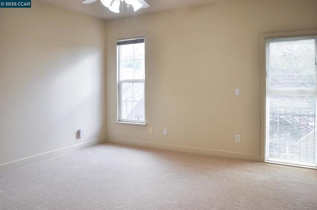 7809 Caracena Ct, Vallejo CA: https://media.crmls.org/mediaz/d77fb968-9eb7-483e-85ca-6b0003119589.jpg