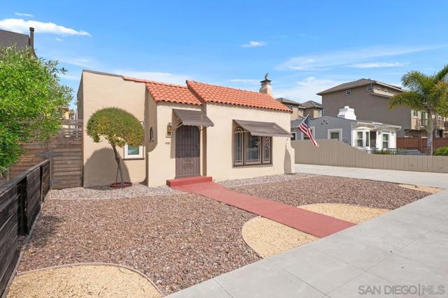 4365 Kansas, San Diego CA: https://media.crmls.org/mediaz/d780774b-a1fe-4497-a9ab-0912a94abf37.jpg