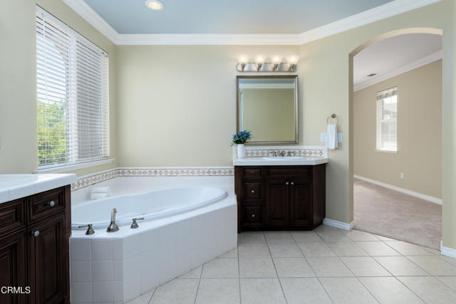 167 Bellafonte Court, Camarillo CA: https://media.crmls.org/mediaz/d7807d69-9292-4651-9878-d1c047353d5f.jpg