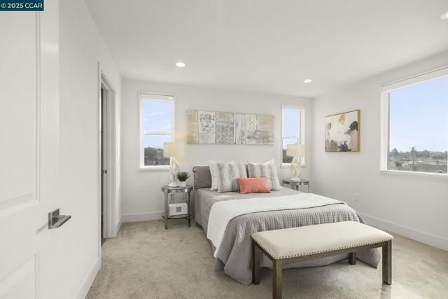 Image 2 of 40 For 927 Sienna Loop