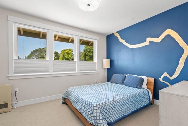 141 Aptos Village Way, Aptos CA: https://media.crmls.org/mediaz/d781ec10-f551-4ec8-8293-87d5857d9b0f.jpg