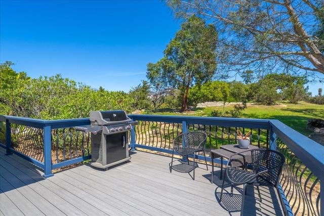 24805 Corte Poco, Salinas CA: https://media.crmls.org/mediaz/d783a938-a360-4e8f-bf1f-73aa2b8ef913.jpg