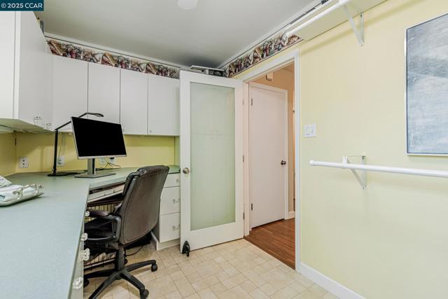 49 Terra Bella Dr, Walnut Creek CA: https://media.crmls.org/mediaz/d783edff-6144-4b68-b06a-5bceda993c4f.jpg