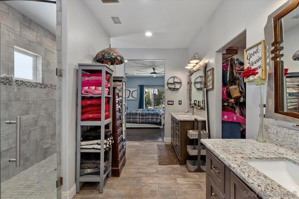 MLS #250034986SD image #35