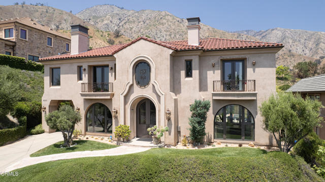 2330 Crystal Lane, Pasadena CA: https://media.crmls.org/mediaz/d785a3af-73db-4255-b287-e0d95f9f5a0b.jpg