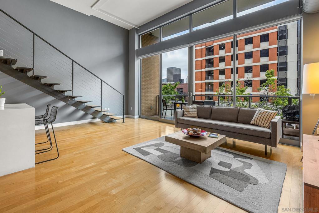 MLS #250032825SD img 1