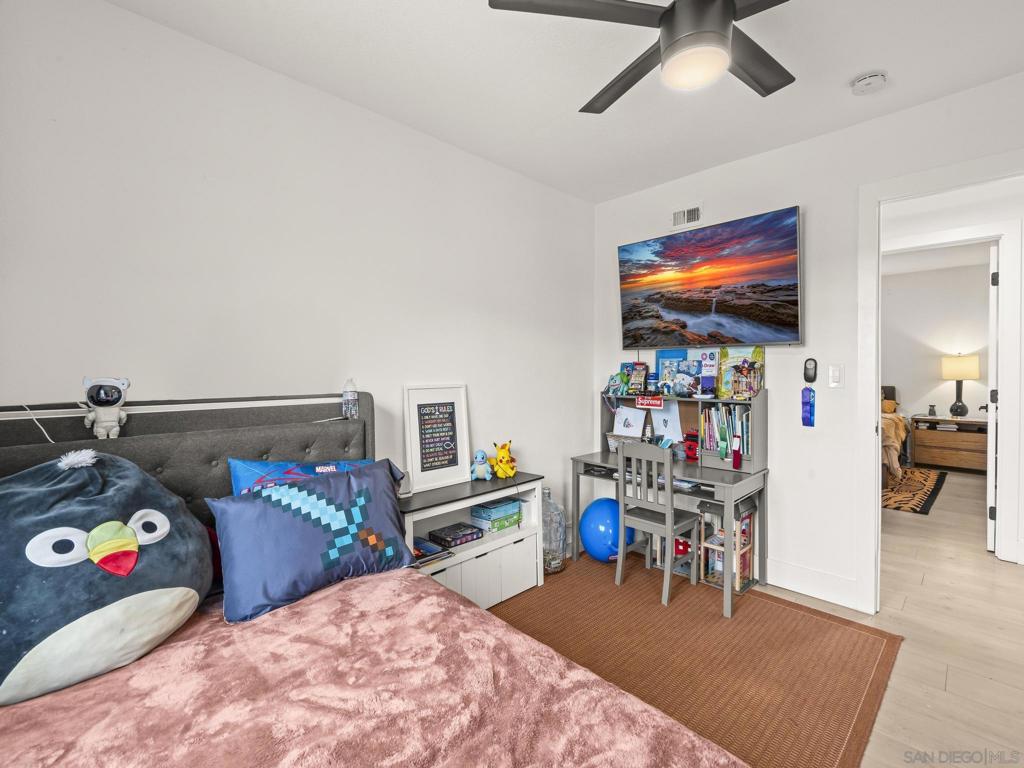 MLS #250044657SD image #9