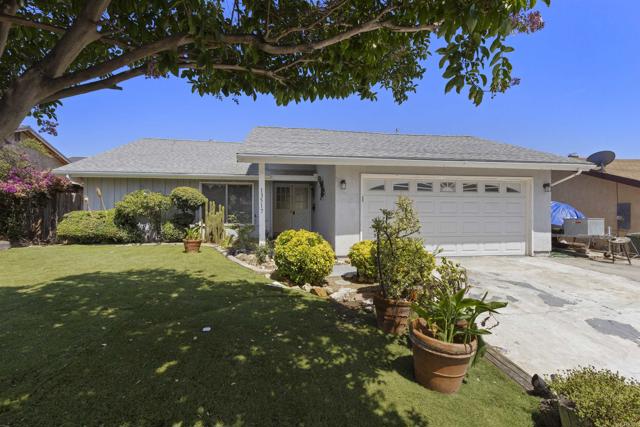 Detail Gallery Image 1 of 13 For 13517 Del Marino Ave, Poway,  CA 92064 - 3 Beds | 2 Baths