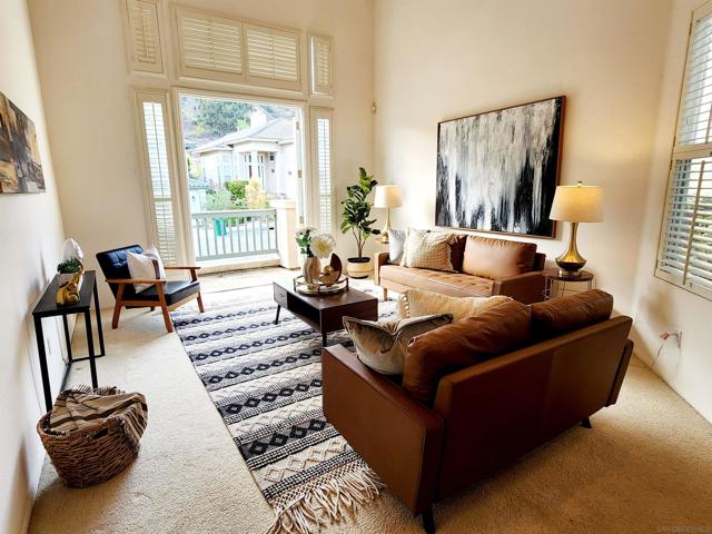 15793 Caminito Cantaras, Del Mar CA: https://media.crmls.org/mediaz/d786d8ec-6ad2-4d51-b878-30a99865b315.jpg