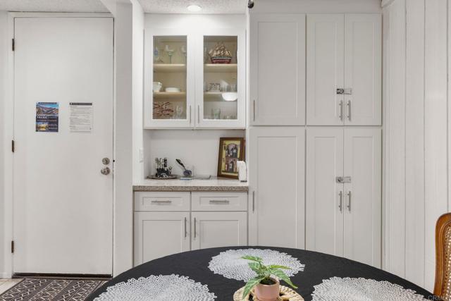 Detail Gallery Image 6 of 44 For 999 N Pacific St #C201,  Oceanside,  CA 92054 - 1 Beds | 1 Baths