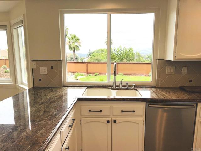 Detail Gallery Image 43 of 65 For 1420 Tres Hermanas Way, Encinitas,  CA 92024 - 4 Beds | 3 Baths