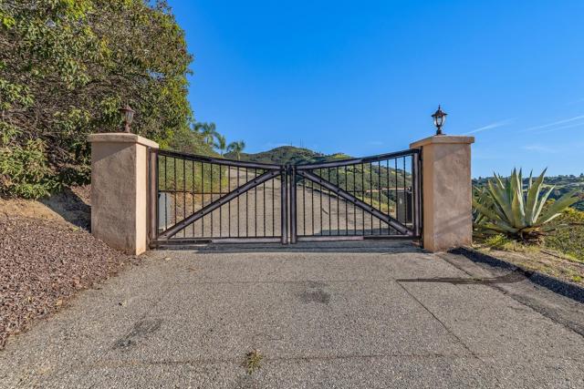 Detail Gallery Image 6 of 48 For 2247 Margarita Glen, Fallbrook,  CA 92028 - 3 Beds | 3/1 Baths