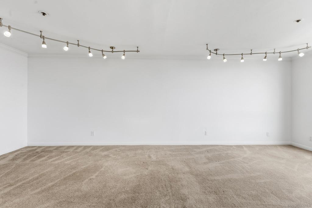 3939 Illinois St - photo 4