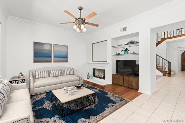616 Marlin Ln, Carlsbad CA: https://media.crmls.org/mediaz/d788aa50-d85a-487d-bcb4-30ef83836942.jpg
