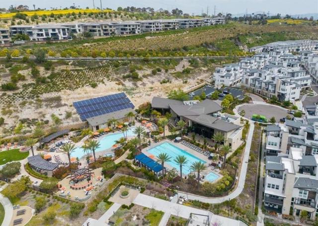 7786 Stylus Dr, San Diego CA: https://media.crmls.org/mediaz/d788ab8f-7bdc-4f00-81a7-b65ff1365ed4.jpg