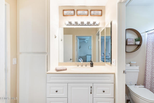 658 Rosewood Avenue, Camarillo CA: https://media.crmls.org/mediaz/d789ac95-6c13-4cde-b932-197fe407d351.jpg