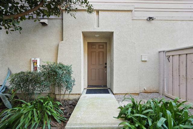 Detail Gallery Image 4 of 48 For 41764 Ridgewalk St #3,  Murrieta,  CA 92562 - 3 Beds | 2/1 Baths