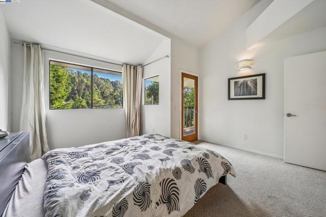 7171 HOMEWOOD DRIVE, Oakland CA: https://media.crmls.org/mediaz/d789f807-d952-4022-b7b7-0299834484a8.jpg