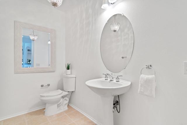 2534 Navarra Drive, Carlsbad CA: https://media.crmls.org/mediaz/d78acccc-0ed0-40bb-87ff-68fbee405fa0.jpg