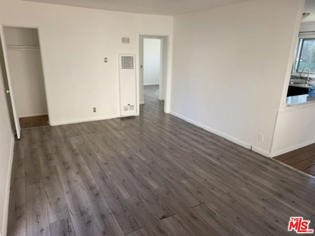 13125 Vanowen Street photo 14