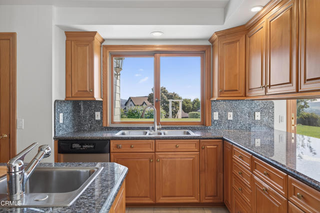 Detail Gallery Image 18 of 72 For 6150 Baja Vista Dr, Somis,  CA 93066 - 7 Beds | 5/2 Baths