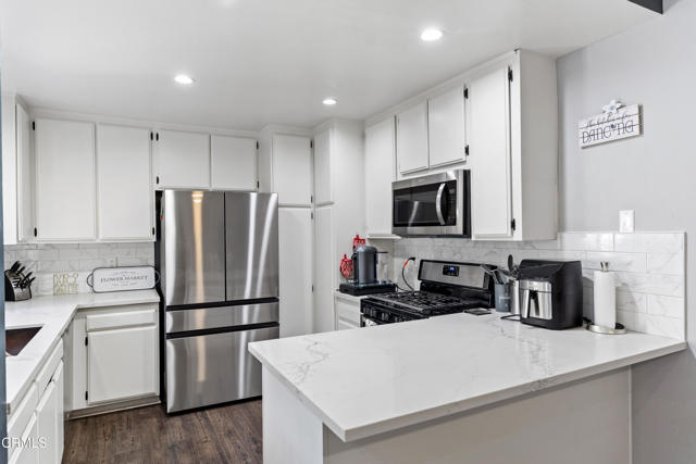 Detail Gallery Image 21 of 23 For 1103 Catlin St #B,  Simi Valley,  CA 93065 - 2 Beds | 2 Baths