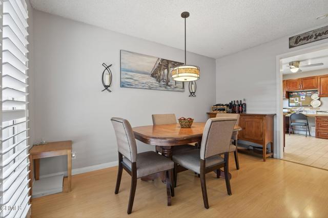 Detail Gallery Image 13 of 58 For 9466 Santa Maria St, Ventura,  CA 93004 - 4 Beds | 3 Baths