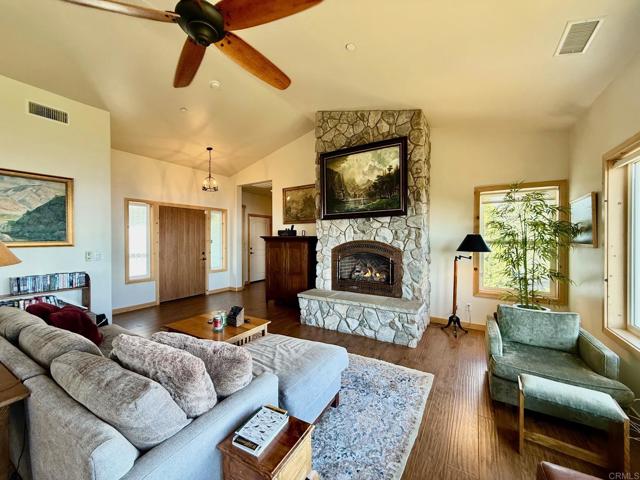 Detail Gallery Image 6 of 43 For 32771 Birch Hill Rd, Palomar Mountain,  CA 92060 - 2 Beds | 2 Baths