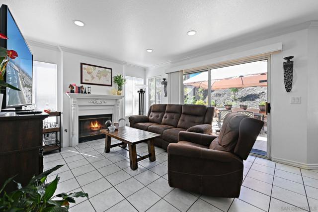 1340 Corte Lira, San Marcos CA: https://media.crmls.org/mediaz/d78e2ecb-e72a-4626-b81d-ba6d3282fdbd.jpg