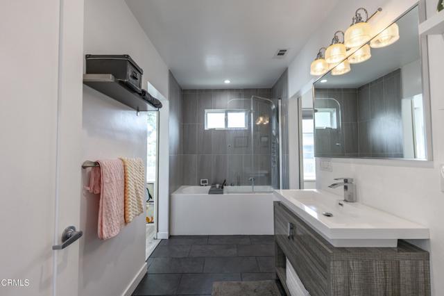 Detail Gallery Image 14 of 27 For 480 Castano Ave, Pasadena,  CA 91107 - 3 Beds | 2 Baths