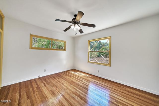 Detail Gallery Image 10 of 23 For 3106 Honolulu Ave, La Crescenta,  CA 91214 - 4 Beds | 2 Baths